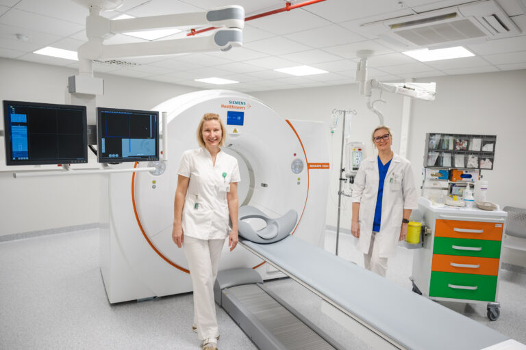 Dr Eve Kelk ja dr Anne Poksi